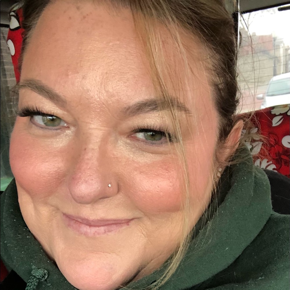 Meet your Posher, Amy